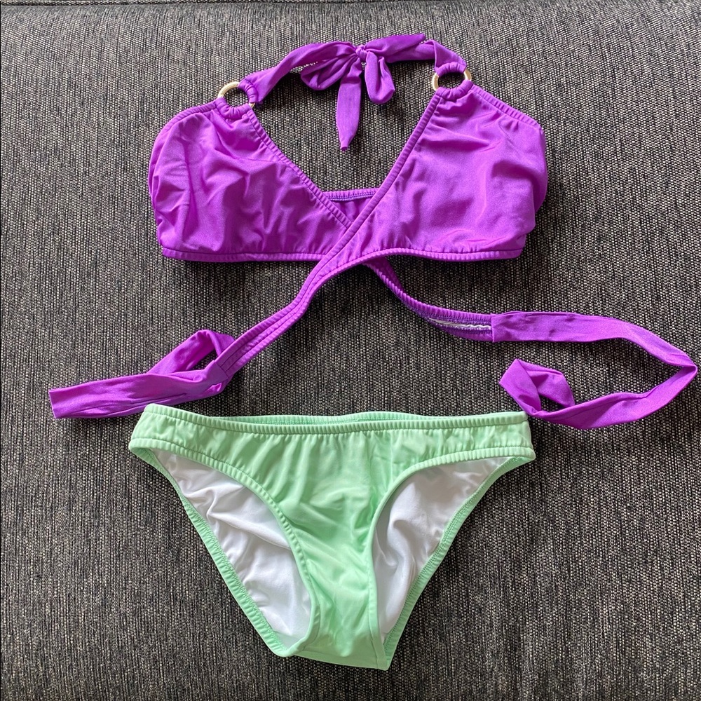 Bathing suit